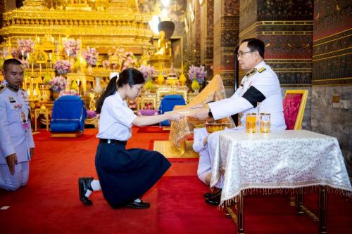 เข้ารับรางวัลที่ 3 การแข่งขันตอบปัญหาวิชาการ เนื่องในโอกาสวันกรมพระปรมานุชิตชิโนรส2